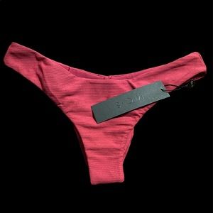 Ribbed cheeky Bottoms